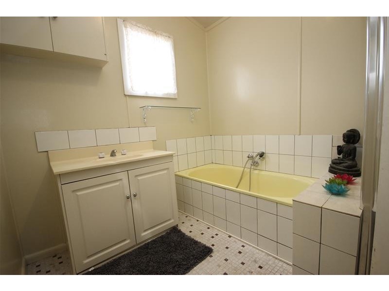 129 High Street, Koroit VIC 3282