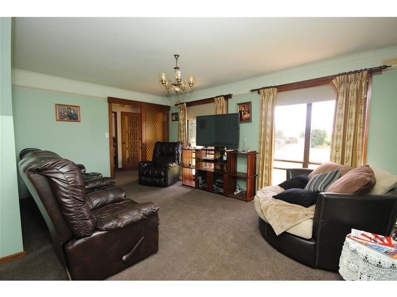 11 Anne Street, Koroit VIC 3282