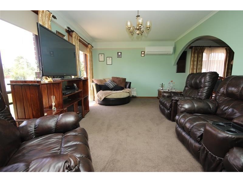 11 Anne Street, Koroit VIC 3282