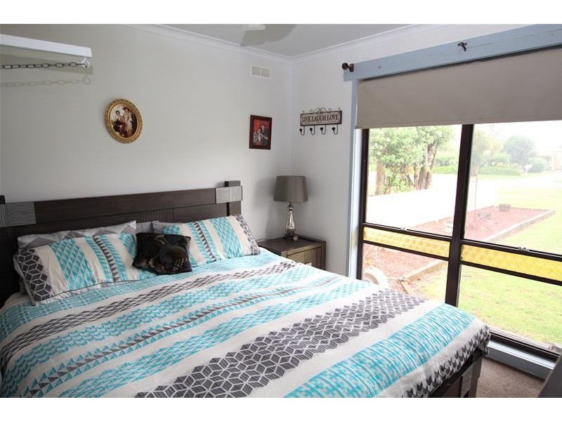 11 Anne Street, Koroit VIC 3282