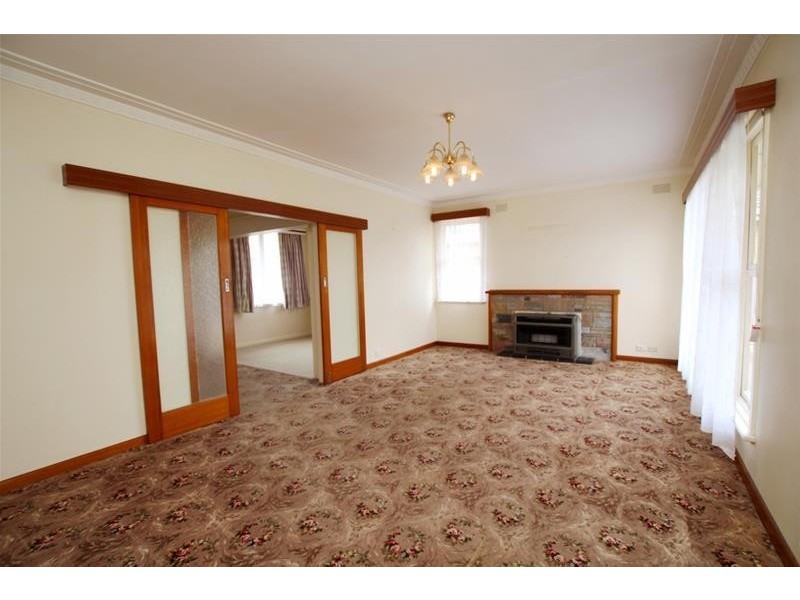 87 Mortlake Road, Warrnambool VIC 3280