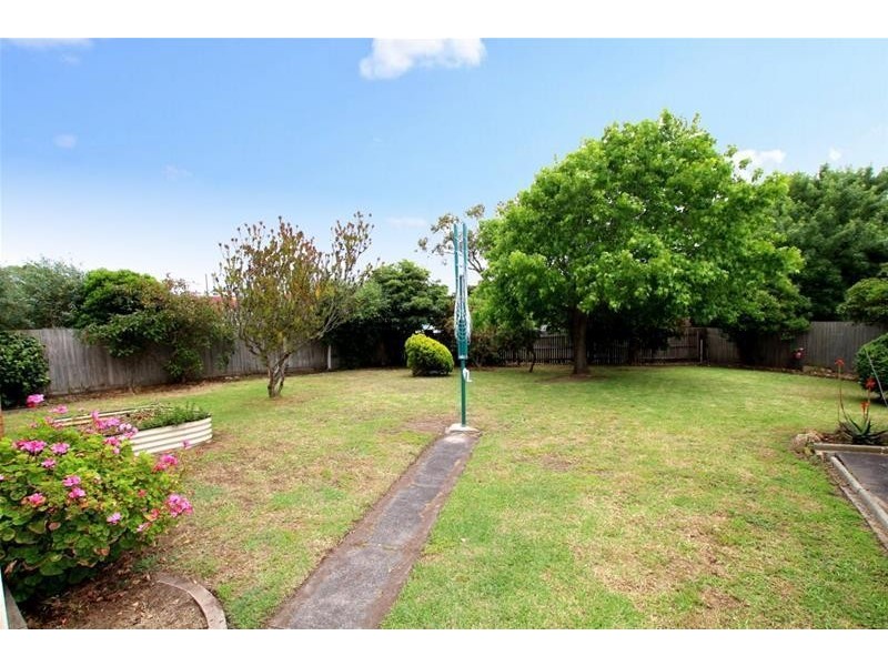 87 Mortlake Road, Warrnambool VIC 3280