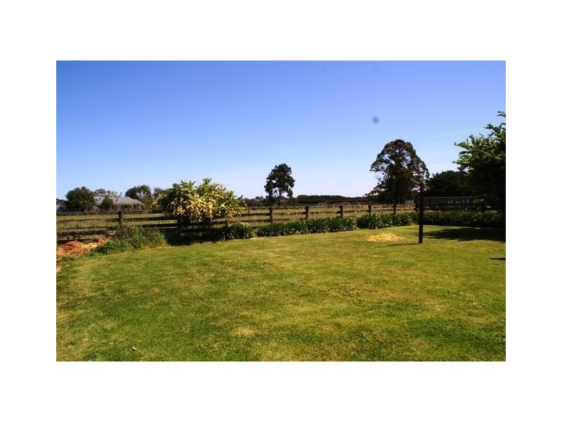 121 Boundary Road, Mortlake VIC 3272