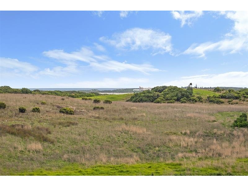 110 Hickford Parade, Warrnambool VIC 3280