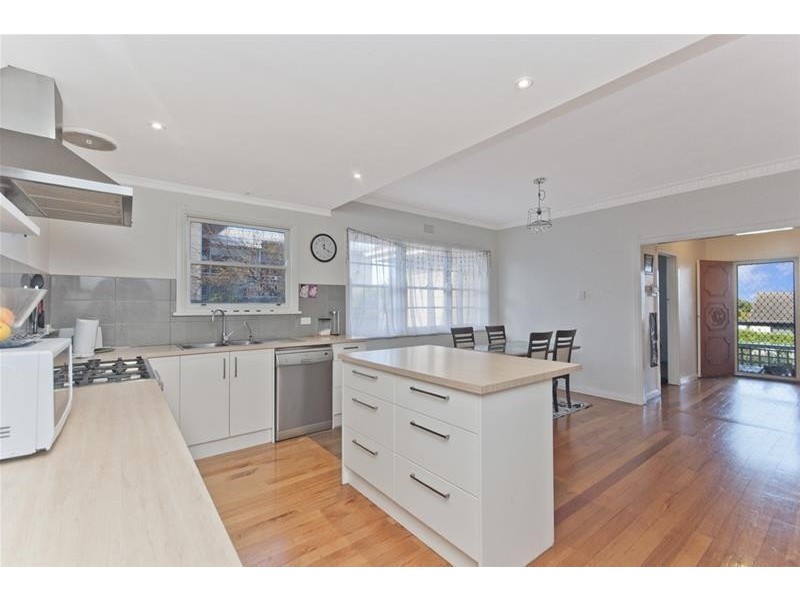 6 Emma Avenue, Warrnambool VIC 3280