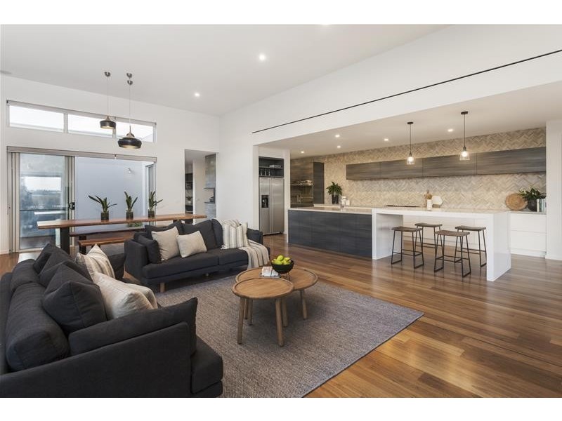 2 Bayer Place, Warrnambool VIC 3280