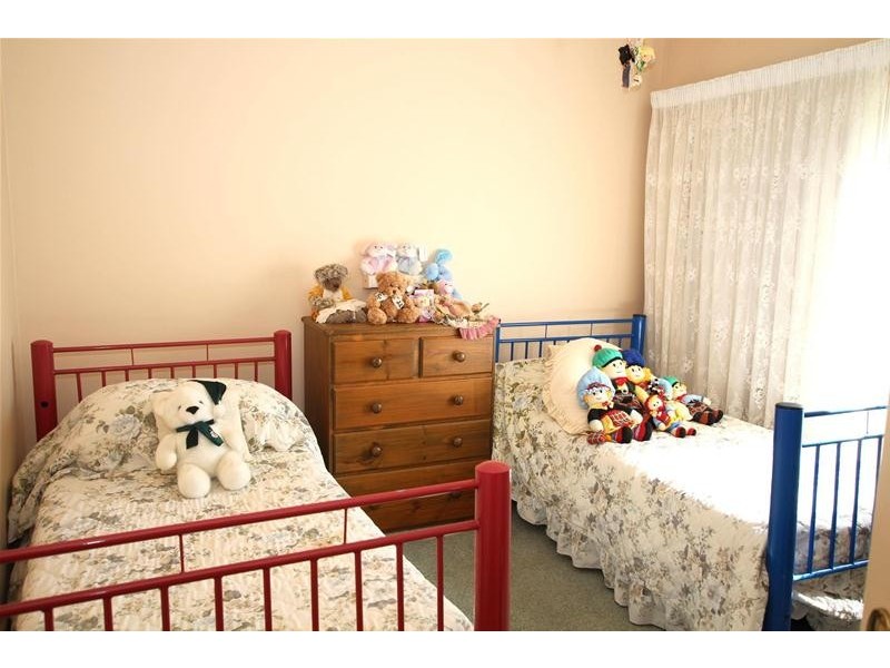 10 Lyons Street, Terang VIC 3264