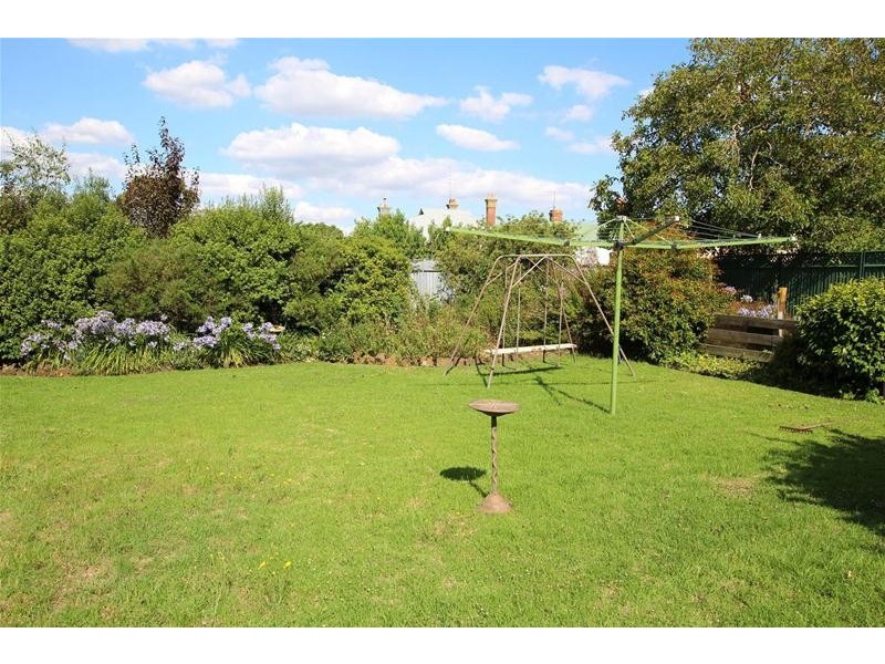 10 Lyons Street, Terang VIC 3264