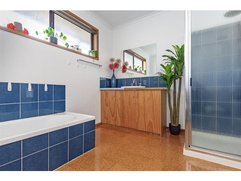28 Barrett Street, Timboon VIC 3268
