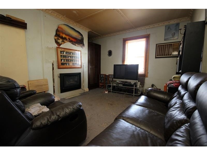 44 High Street, Koroit VIC 3282