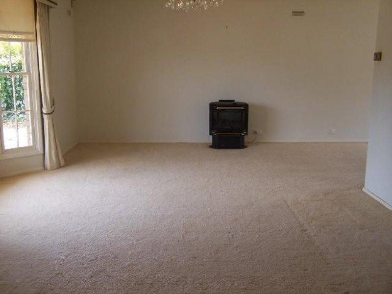 8 Ponting Drive, Warrnambool VIC 3280