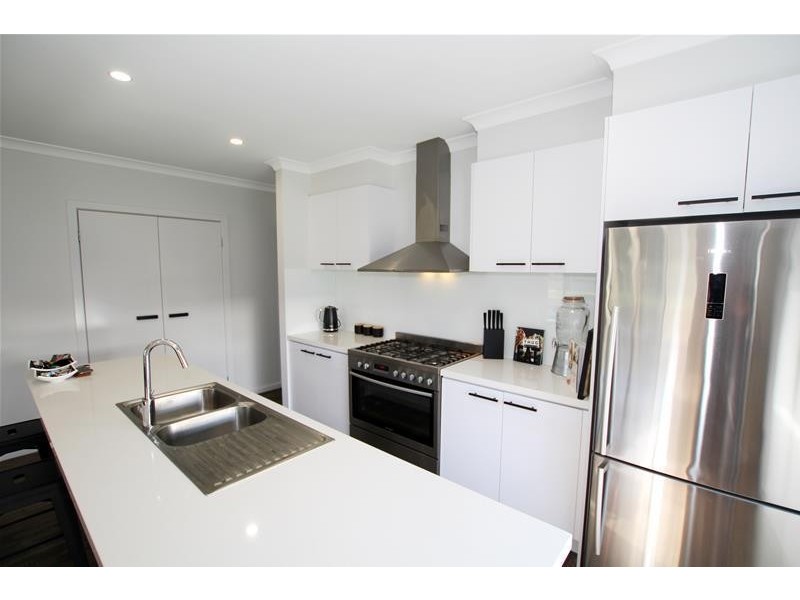 45 Boston Drive, Warrnambool VIC 3280