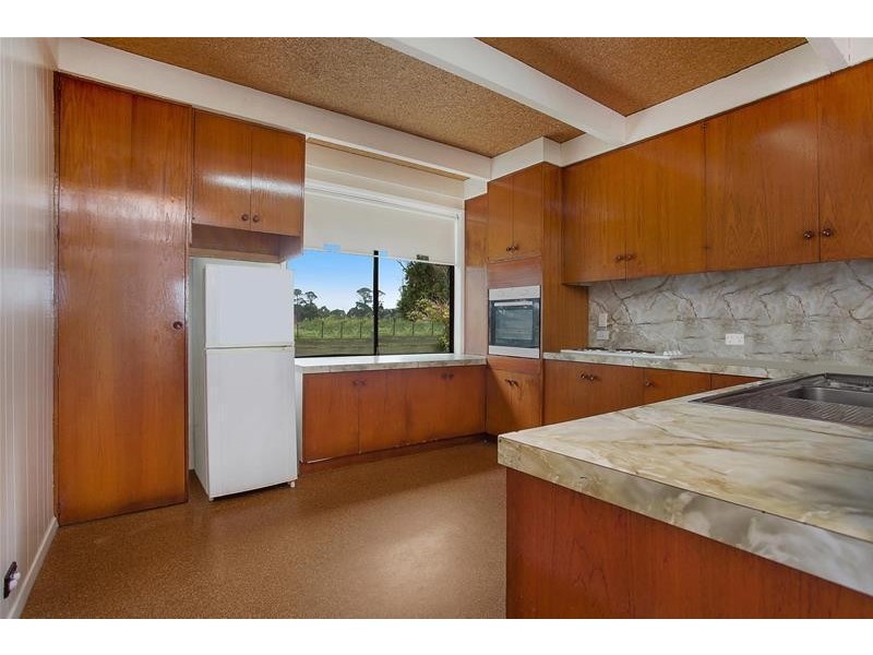 1662 Warrnambool-Caramut Road, Winslow VIC 3281