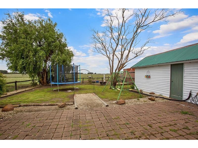 1662 Warrnambool-Caramut Road, Winslow VIC 3281