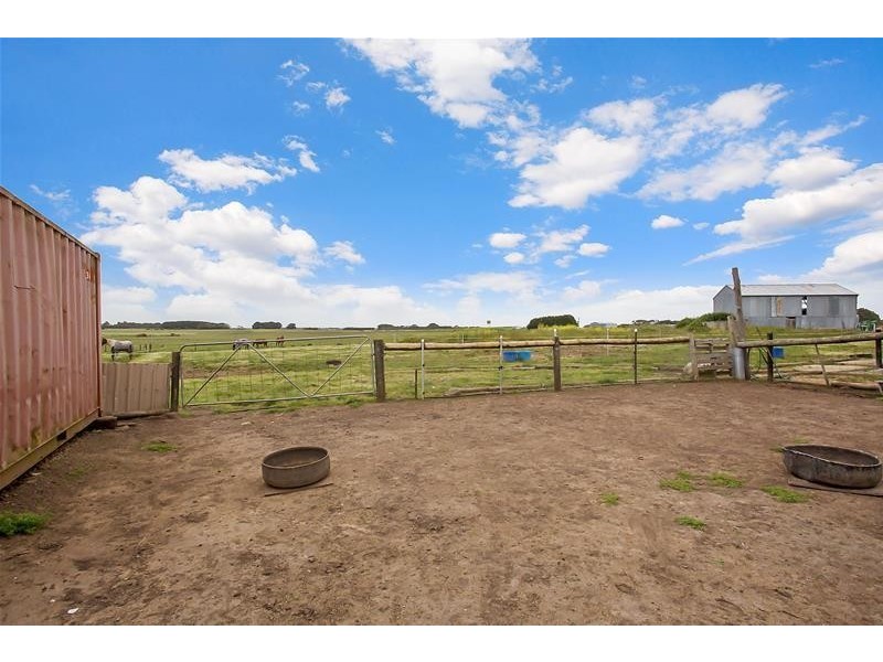 1662 Warrnambool-Caramut Road, Winslow VIC 3281