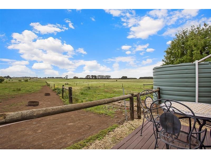 1662 Warrnambool-Caramut Road, Winslow VIC 3281