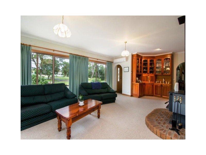 10 Casuarina Grove, Nelson VIC 3292