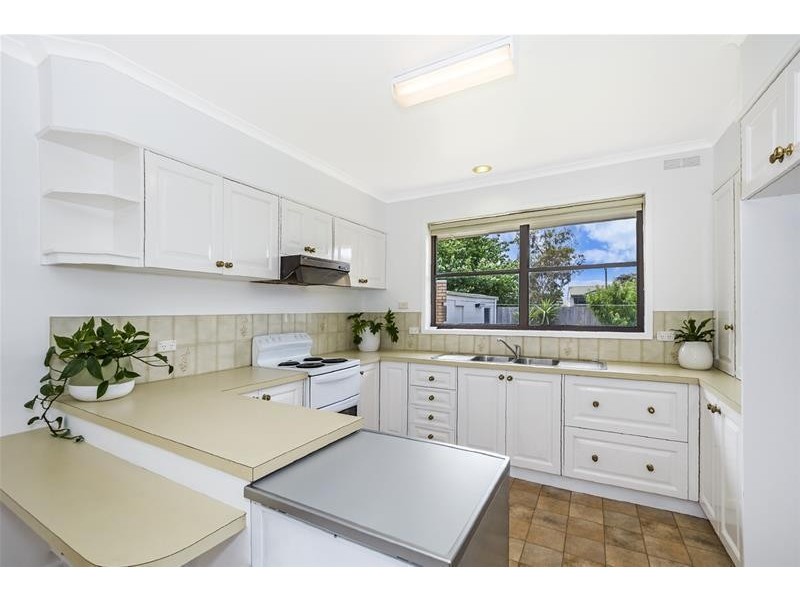 2 George  Avenue, Warrnambool VIC 3280