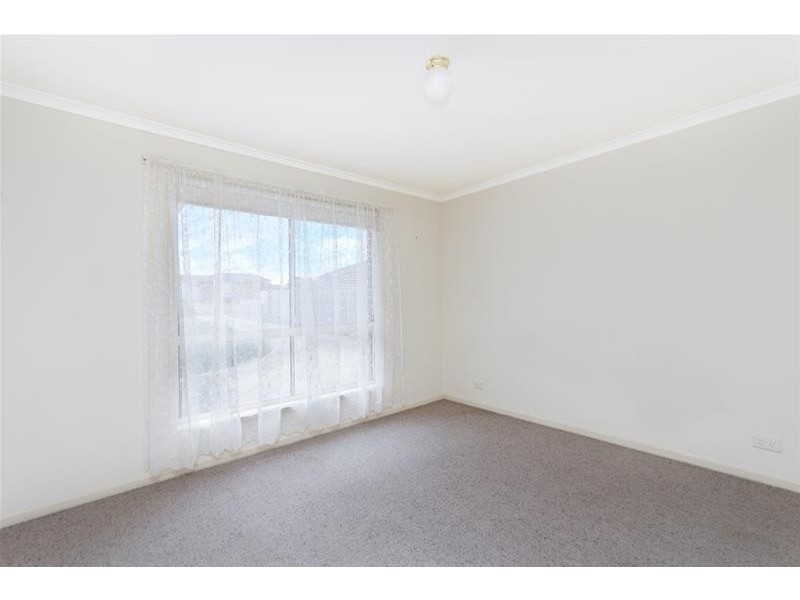 2/18 Caroville Drive, Warrnambool VIC 3280