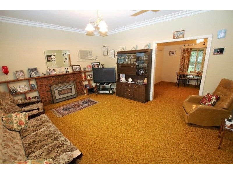 8 Brown Street, Caramut VIC 3274