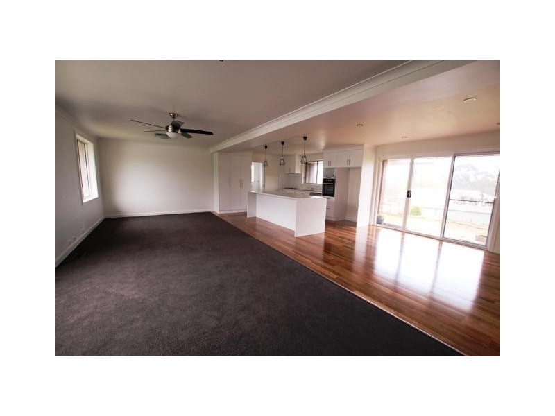 65 Wollaston Road, Warrnambool VIC 3280