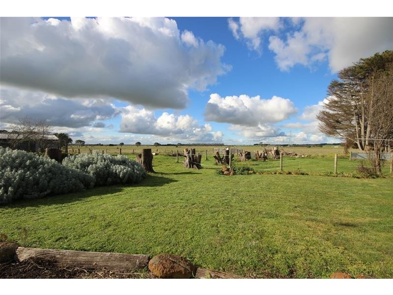 490 Hamilton Highway, Mortlake VIC 3272