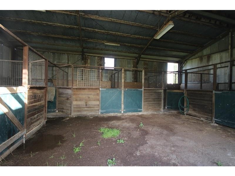 490 Hamilton Highway, Mortlake VIC 3272