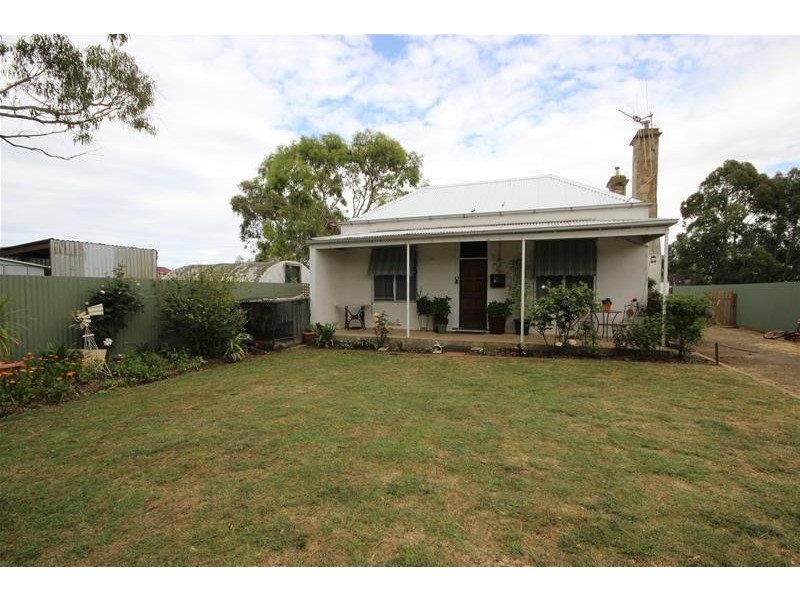 129 High Street, Koroit VIC 3282