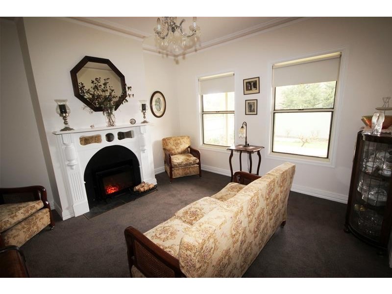 54 Bellmans Road, Bushfield VIC 3281