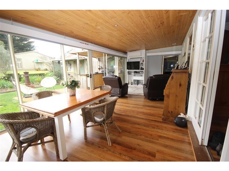 54 Bellmans Road, Bushfield VIC 3281