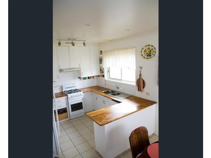 38 Pecten Avenue, Warrnambool VIC 3280