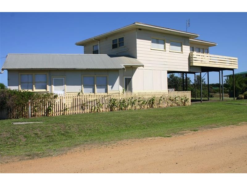 22 Hamilton Street, Peterborough VIC 3270