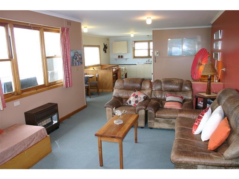 22 Hamilton Street, Peterborough VIC 3270