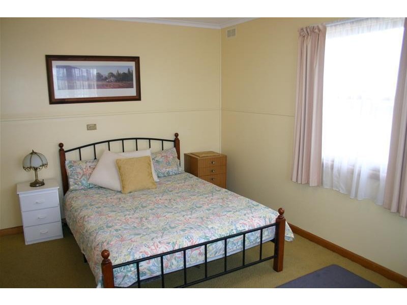 22 Hamilton Street, Peterborough VIC 3270