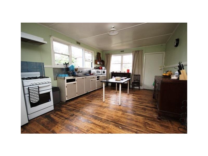 17 Palmer Street, Caramut VIC 3274