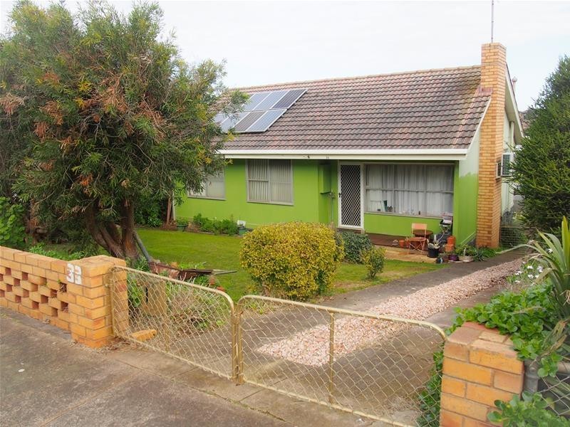 33 Tait Crescent, Warrnambool VIC 3280
