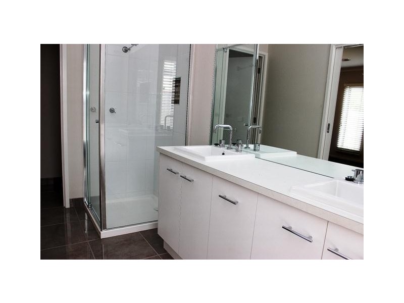 1 McGill Court, Port Fairy VIC 3284