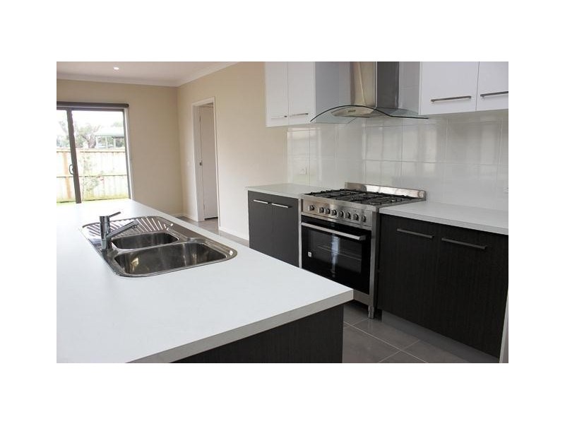 1 McGill Court, Port Fairy VIC 3284