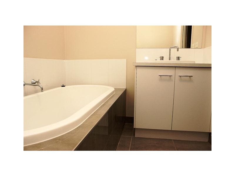 1 McGill Court, Port Fairy VIC 3284