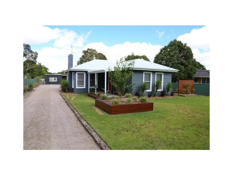 12 Dow Street, Terang VIC 3264