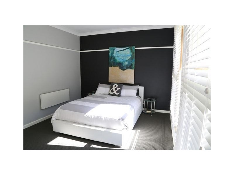 12 Dow Street, Terang VIC 3264