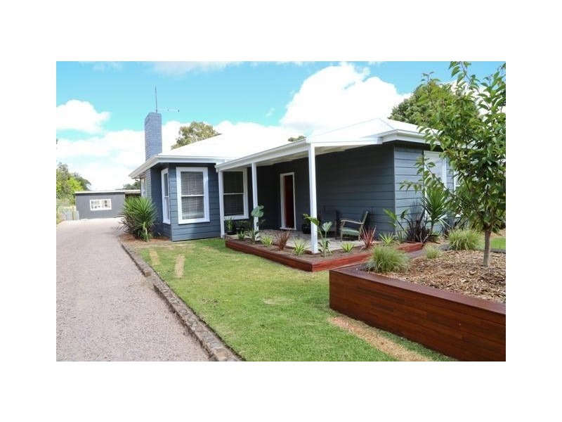 12 Dow Street, Terang VIC 3264