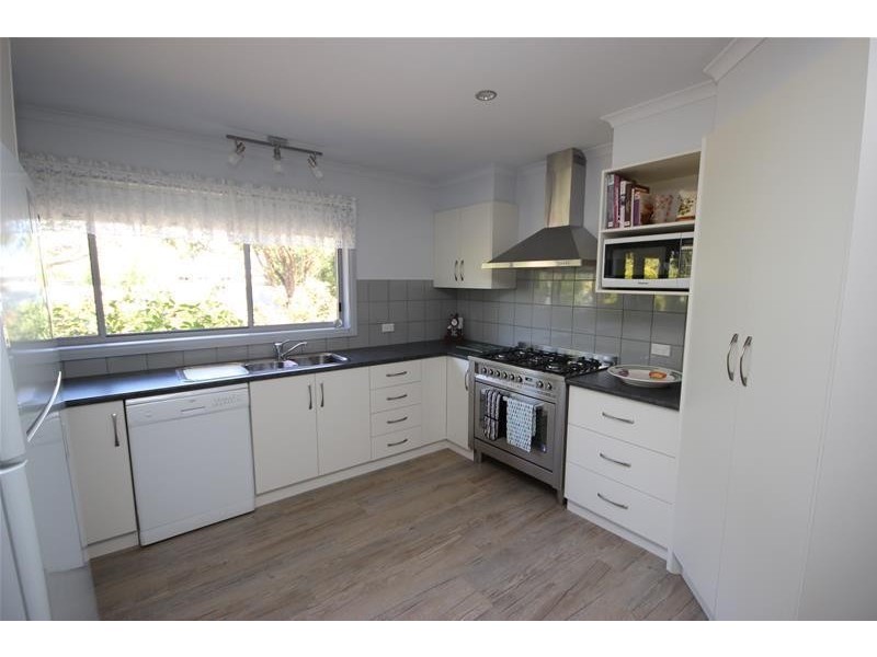 1472 Warrnambool – Caramut Road, Winslow VIC 3281