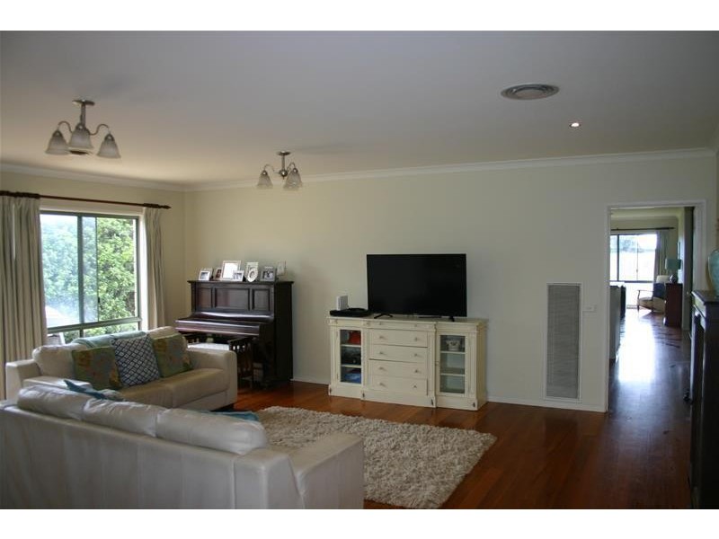 81 Ziegler Parade, Allansford VIC 3277