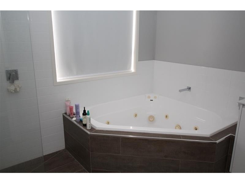 28 Dales Road, Warrnambool VIC 3280