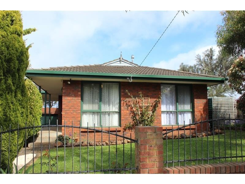 24 Carolyn Crescent, Warrnambool VIC 3280