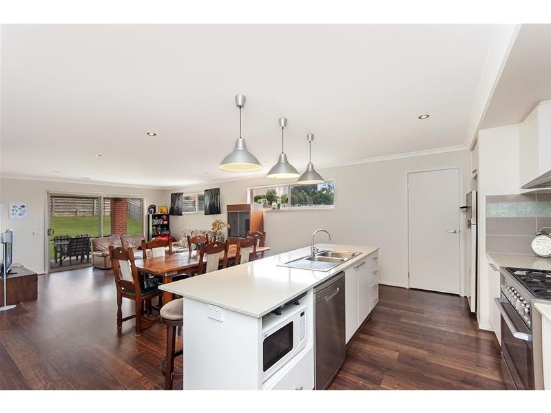 69 Boston Drive, Warrnambool VIC 3280