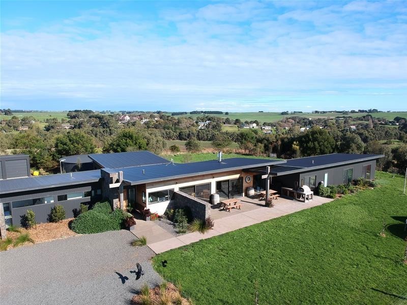 6 Clara Court, Woodford VIC 3281