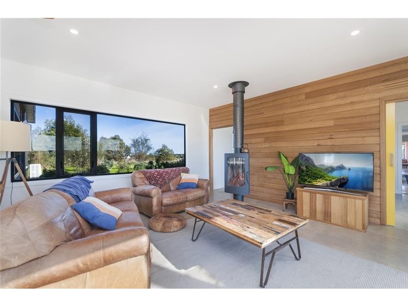 6 Clara Court, Woodford VIC 3281