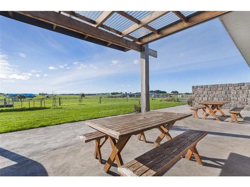 6 Clara Court, Woodford VIC 3281